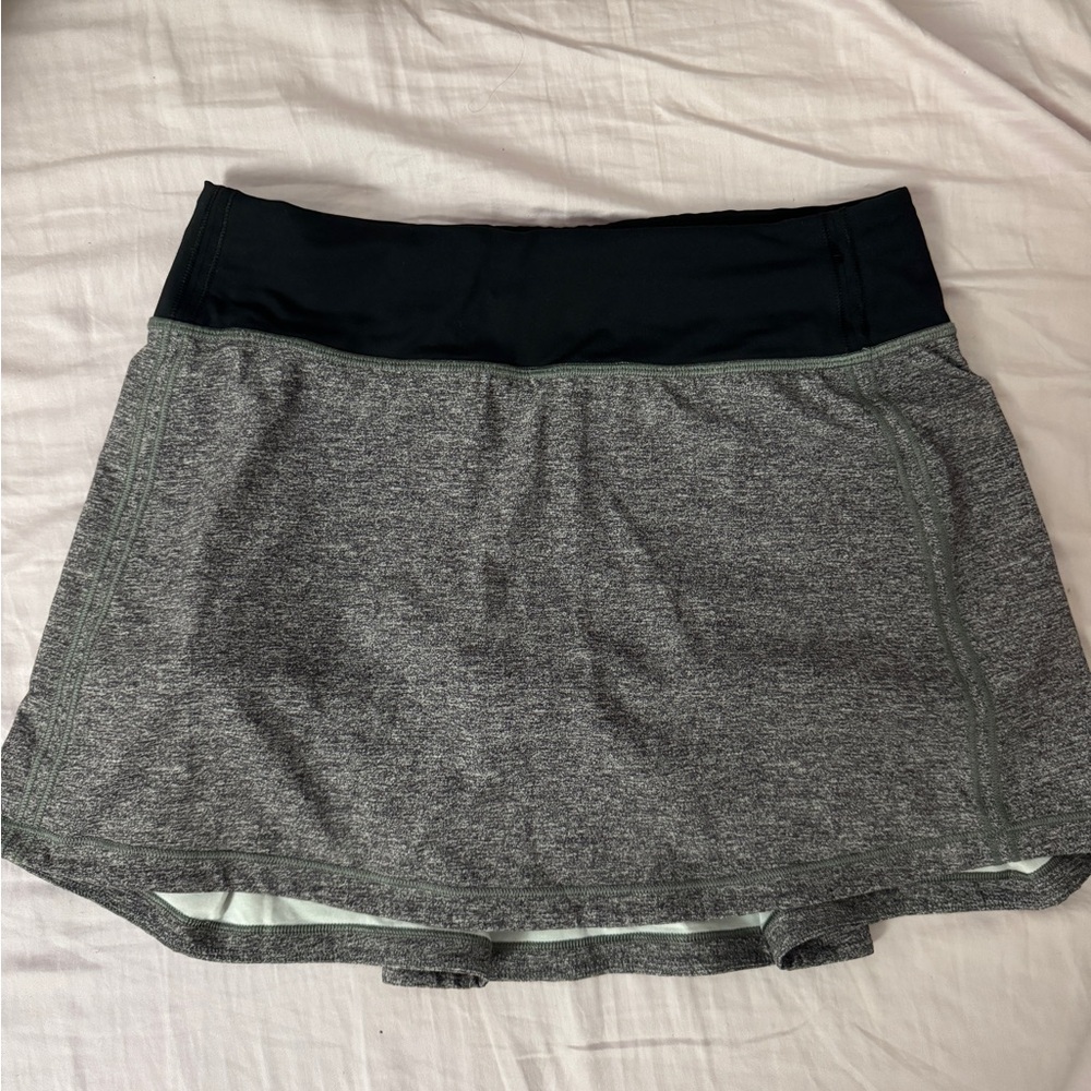Lululemon Pace Rival Mid-Rise Skirt Long Gray Size 4